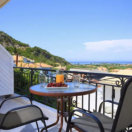 公寓 Corina Apolpaina