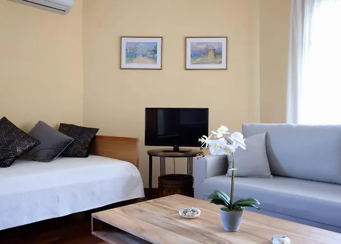 Corina Apartment Apolpaina